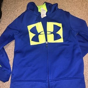 Under armour size small (7/8)